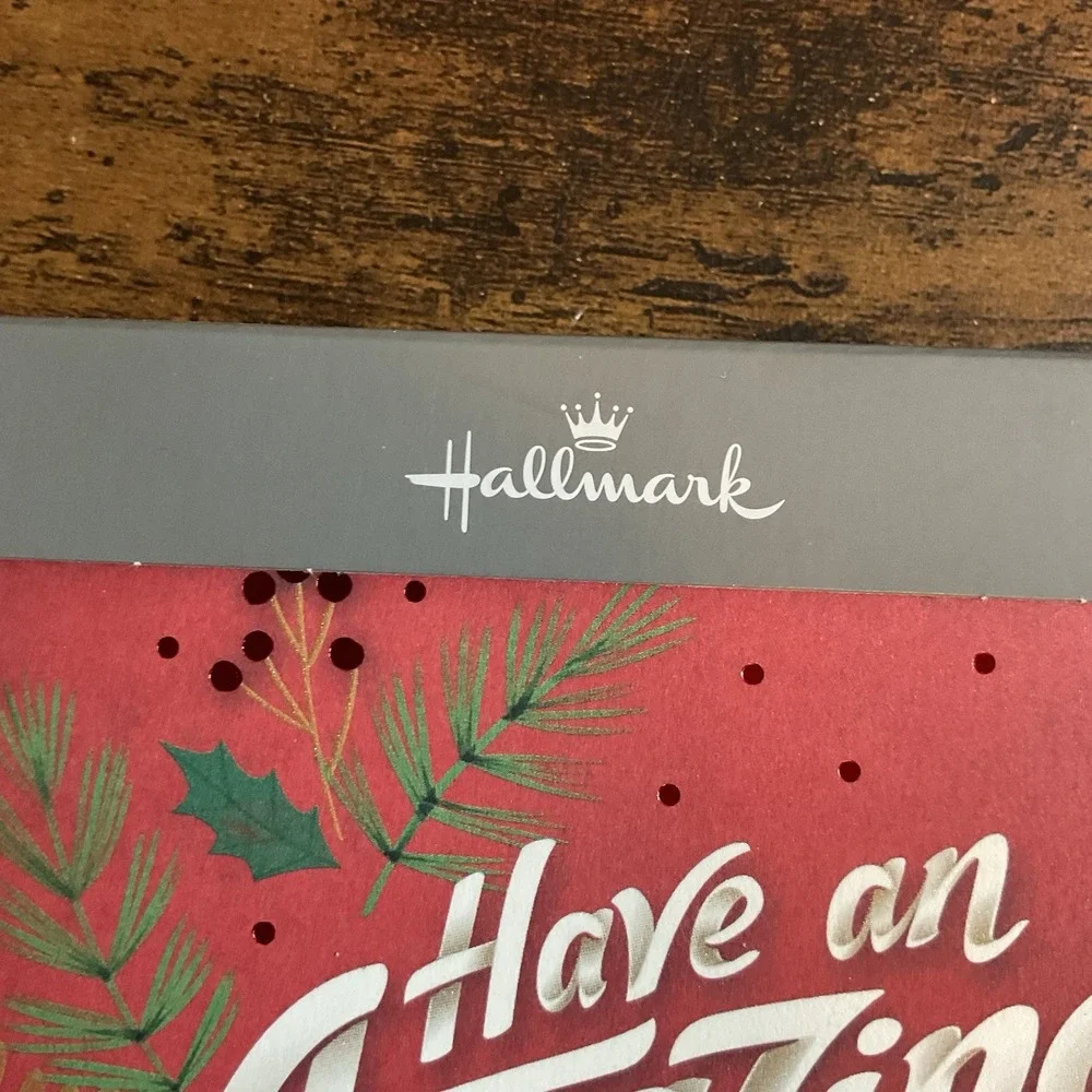 New Hallmark Christmas‎ Holiday Greeting Cards  16 Cards/ Envelopes